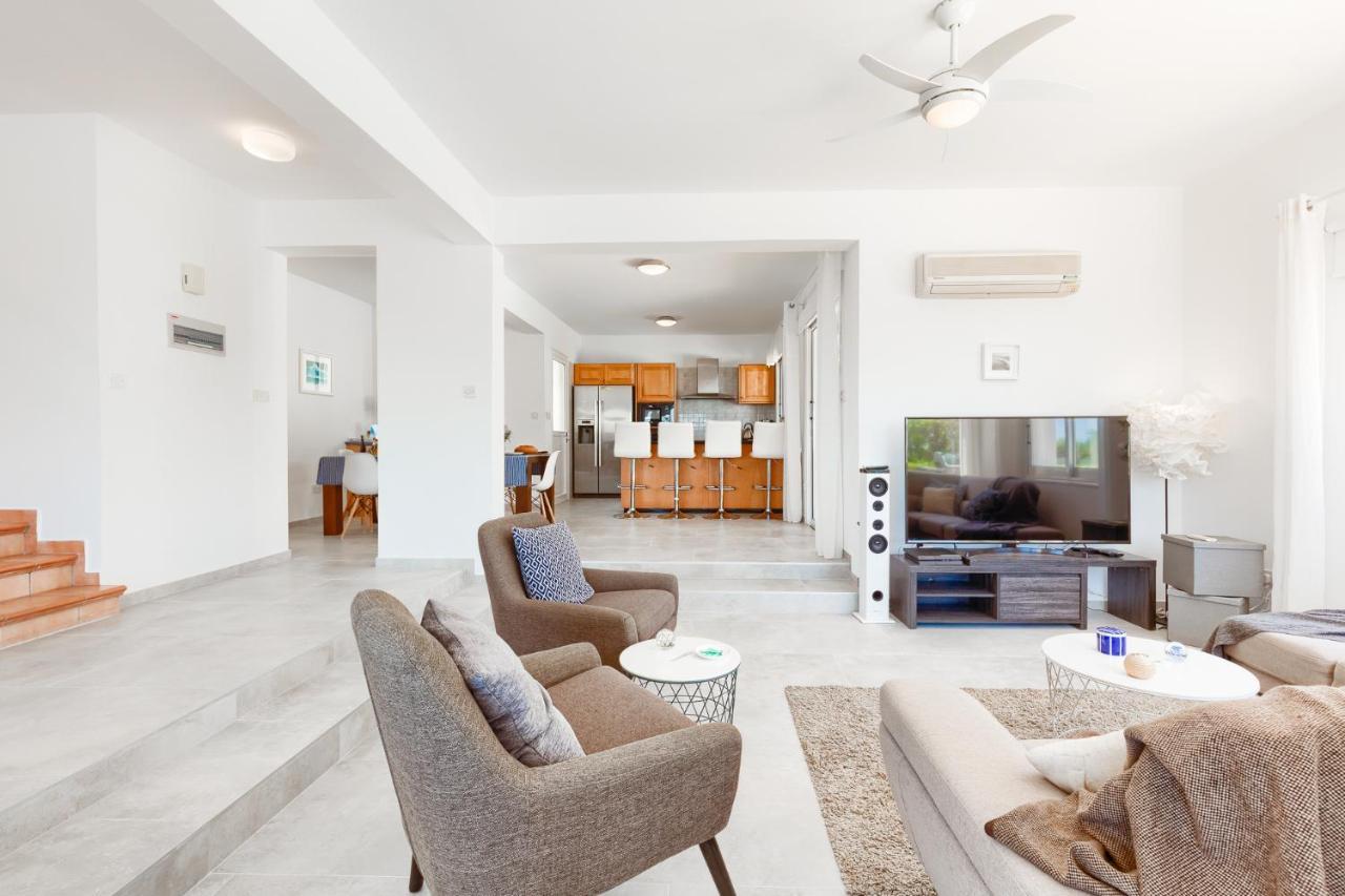 Villa Atlantica بييا المظهر الخارجي الصورة