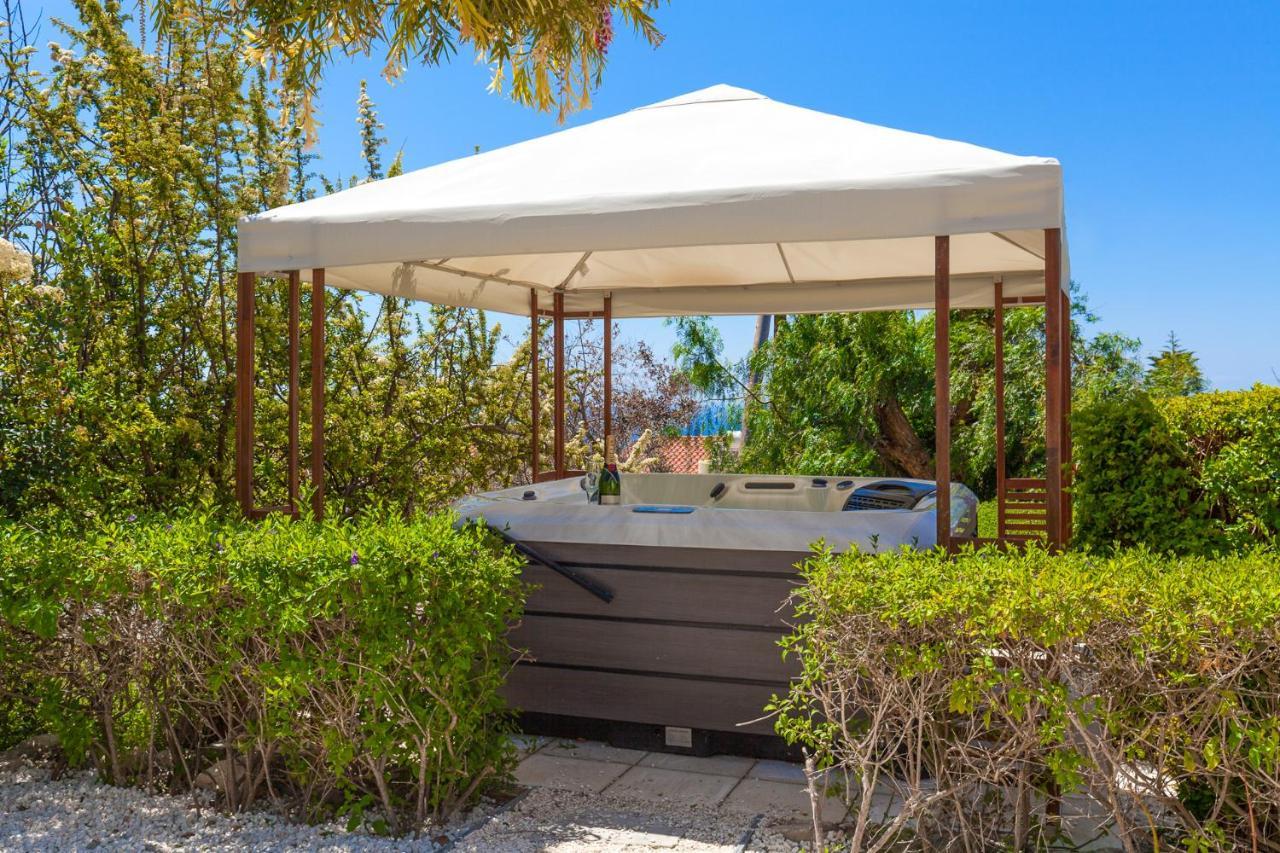 Villa Atlantica بييا المظهر الخارجي الصورة